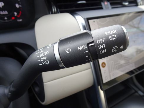 New 2025 Land Rover Discovery Sport S image 26