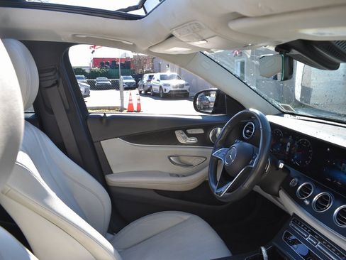 Used 2023 Mercedes-Benz E 350 4MATIC Sedan w/ Premium Package image 21