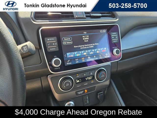 Used 2025 Nissan Leaf S FWD image 24