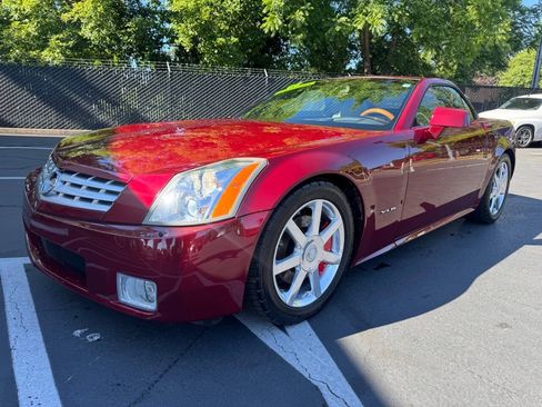 Used 2006 Cadillac XLR RWD image 4