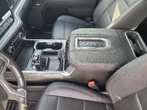 Used 2022 Chevrolet Silverado 1500 LTZ w/ LTZ Premium Package AWD/4WD image 34
