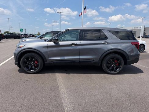 Used 2022 Ford Explorer ST w/ Equipment Group 401A AWD/4WD image 8
