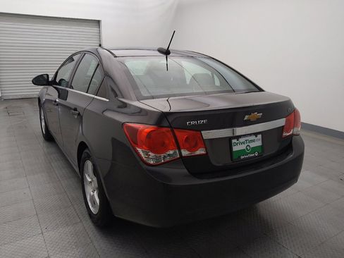Used 2016 Chevrolet Cruze LT image 6