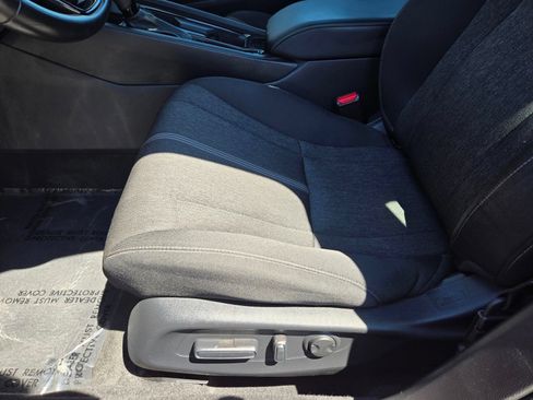 Used 2024 Honda Accord Sport image 11