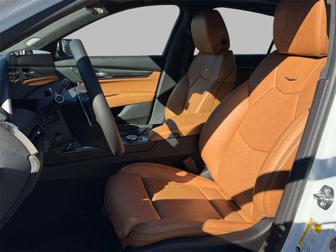 New 2026 Cadillac CT5 V w/ Platinum Package image 2