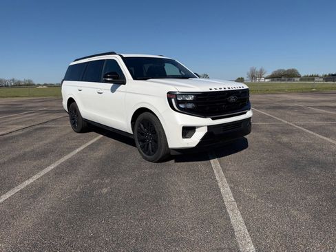 Used 2025 Ford Expedition Max Platinum w/ Stealth Appearance Package AWD/4WD image 1