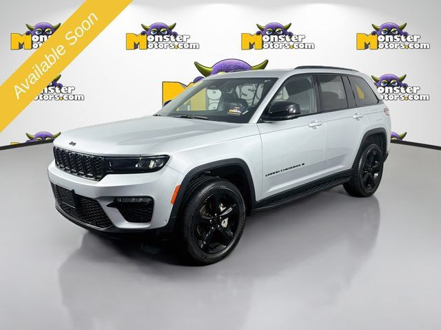 Used 2024 Jeep Grand Cherokee Limited w/ Luxury Tech Group II AWD/4WD image 1