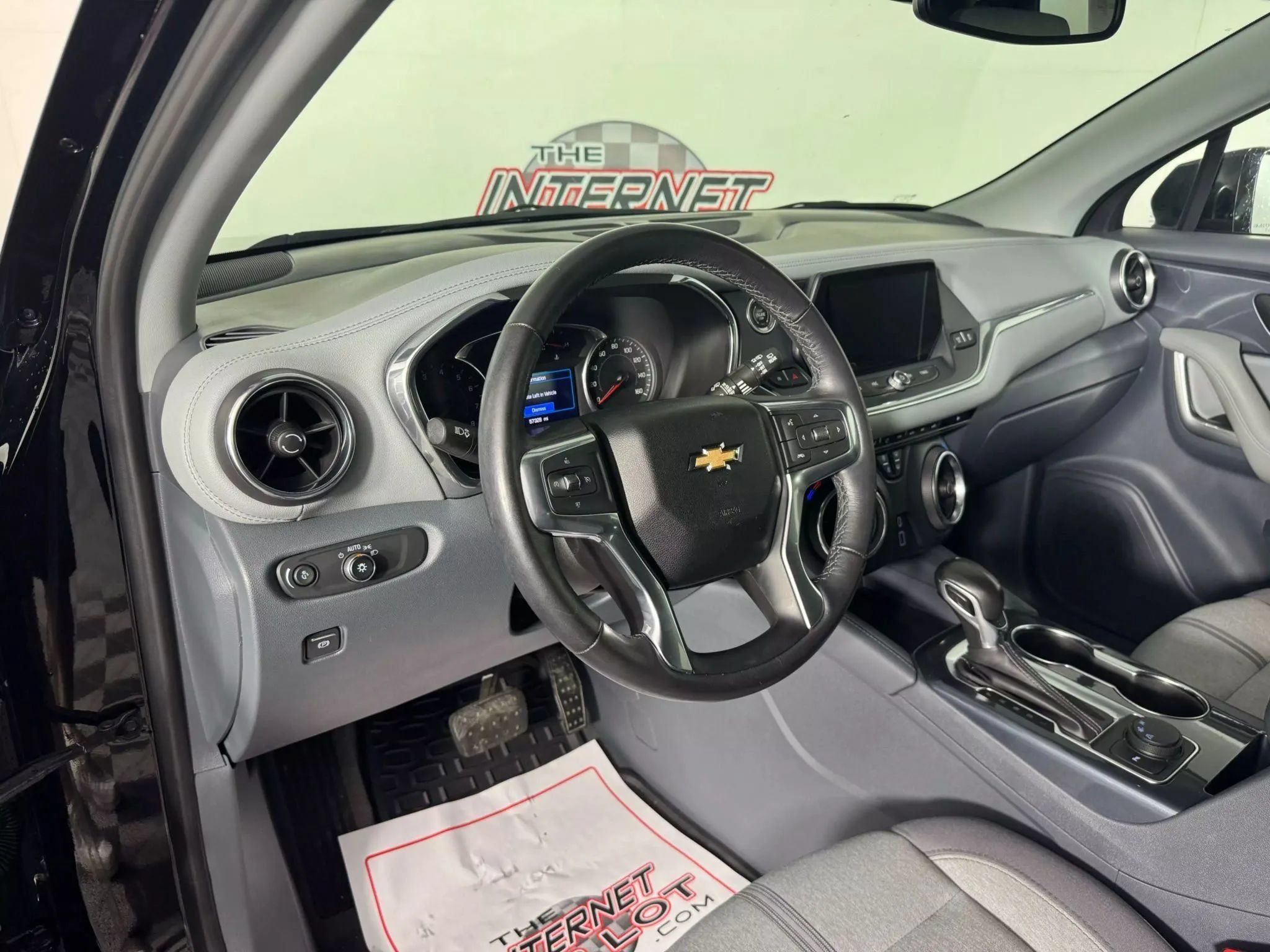Used 2020 Chevrolet Blazer LT FWD image 10