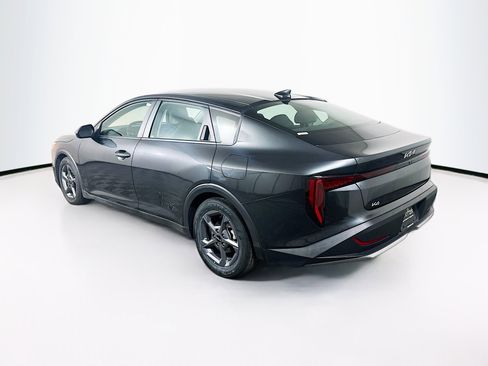 Used 2025 Kia K4 LXS image 5