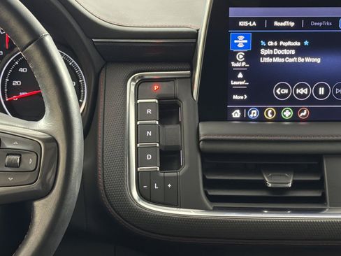 Used 2021 Chevrolet Suburban RST w/ Luxury Package image 22