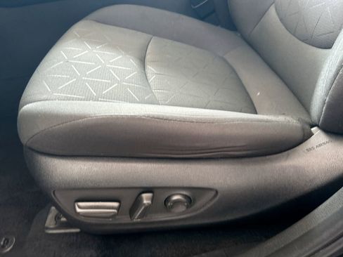 Used 2024 Toyota RAV4 XLE FWD image 13