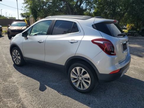 Used 2019 Buick Encore Preferred FWD image 4
