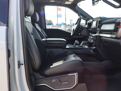 Used 2023 Ford F150 Raptor image 13