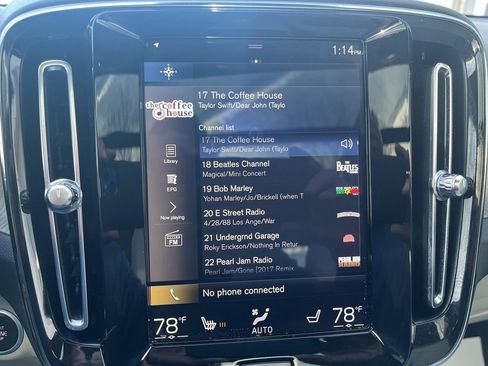 Used 2020 Volvo XC40 T5 Inscription image 9