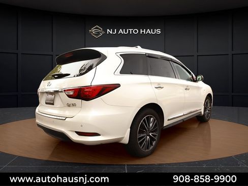 Used 2016 INFINITI QX60 Luxe w/ Deluxe Technology Package AWD/4WD image 12