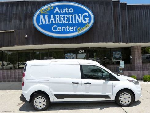 Used 2015 Ford Transit Connect XLT image 4