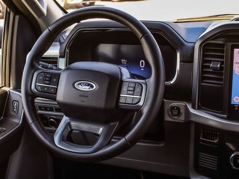 Used 2023 Ford F150 Lightning XLT AWD/4WD image 25