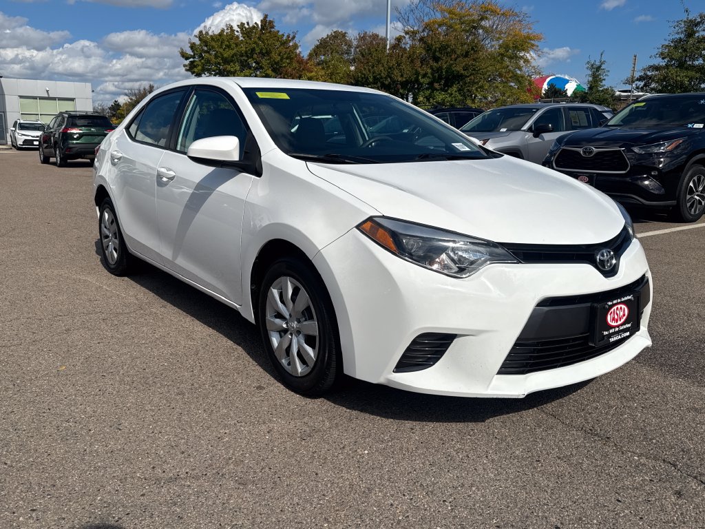 Used 2016 Toyota Corolla LE FWD image 9