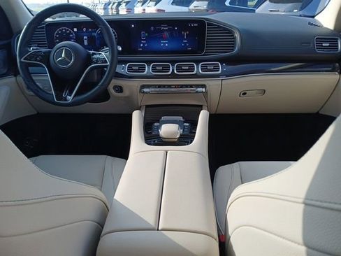 Used 2025 Mercedes-Benz GLE 450e 4MATIC image 14