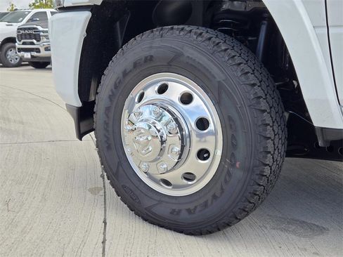 New 2026 RAM 3500 Longhorn image 10