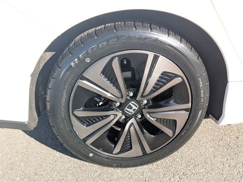 Certified 2017 Honda Civic EX image 11