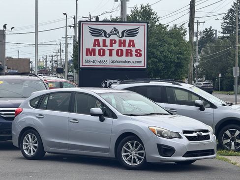 Used 2012 Subaru Impreza 2.0i Premium AWD/4WD image 1