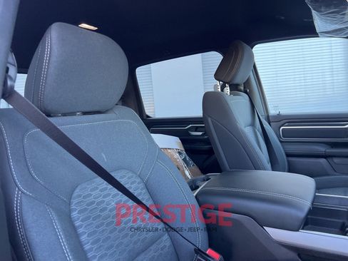 Used 2025 RAM 1500 Big Horn AWD/4WD image 27