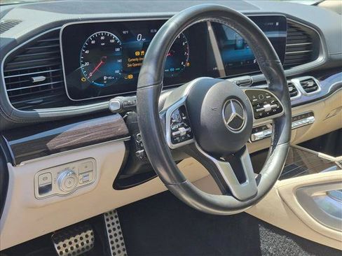 Used 2022 Mercedes-Benz GLS 450 4MATIC image 3