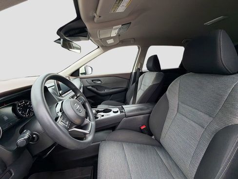 Used 2021 Nissan Rogue SV image 19