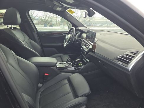 Used 2024 BMW X4 xDrive30i w/ Parking Assistance Package AWD/4WD image 6