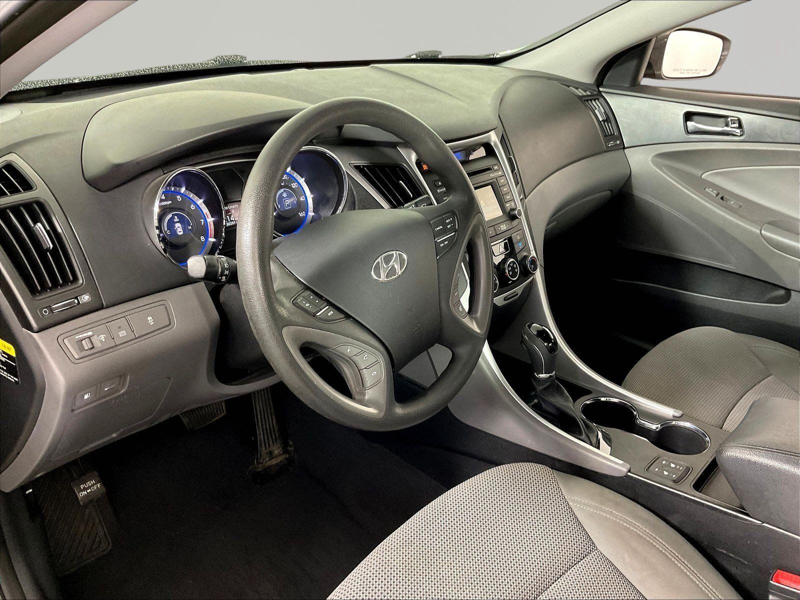 Used 2014 Hyundai Sonata GLS w/ Popular Equipment Group 2 FWD image 16