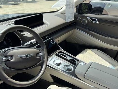 Used 2023 Genesis GV80 3.5T Advanced + AWD/4WD image 2