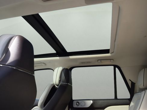 Used 2022 Lincoln Navigator Black Label image 7