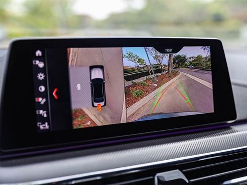 Used 2019 BMW M5 w/ Executive Package image 27