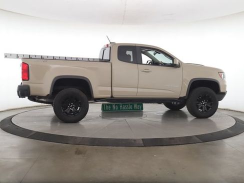 Used 2022 Chevrolet Colorado ZR2 w/ ZR2 Dusk Special Edition AWD/4WD image 6