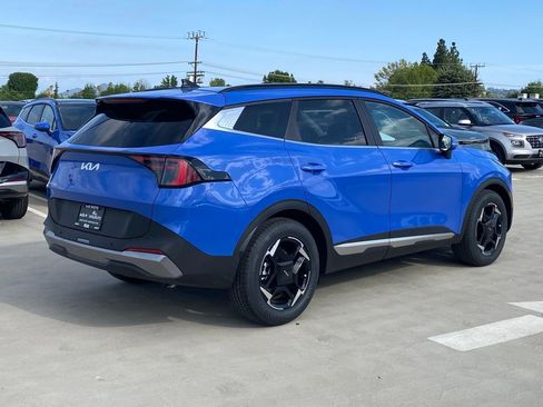 New 2026 Kia Sportage EX image 3
