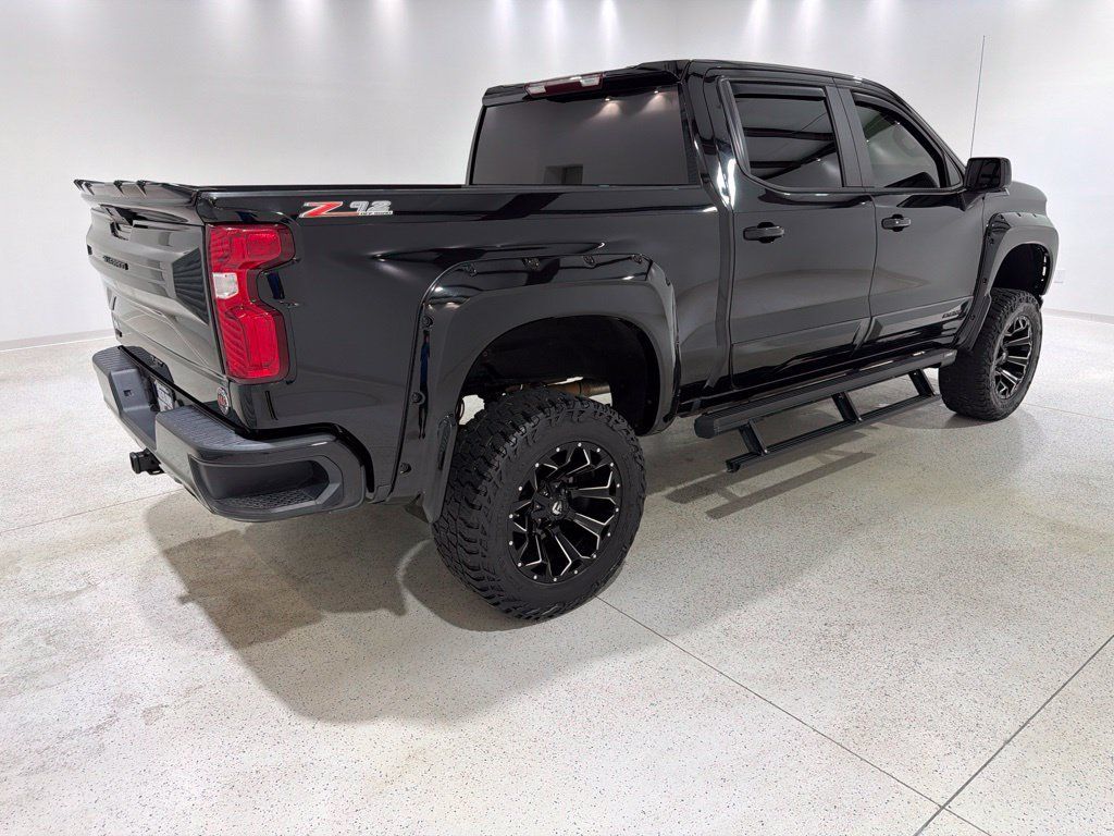Used 2022 Chevrolet Silverado 1500 RST AWD/4WD image 5