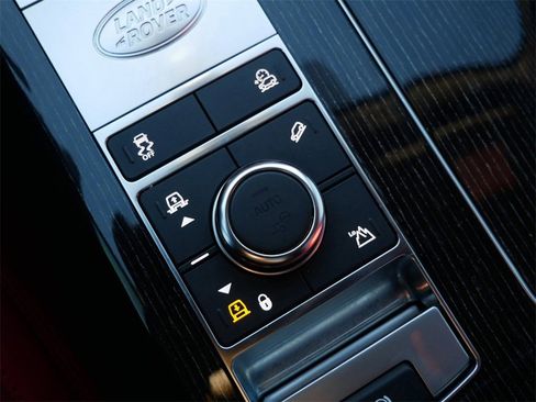 Used 2018 Land Rover Range Rover Autobiography image 23