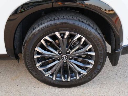 Certified 2026 Nissan Rogue Platinum w/ Platinum Premium Package AWD/4WD image 10