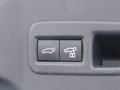 Used 2024 Subaru Solterra AWD/4WD image 24