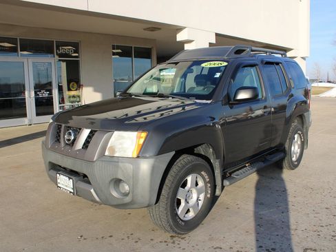 Used 2008 Nissan Xterra S image 2