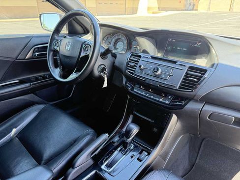 Used 2017 Honda Accord Sport Special Edition image 17