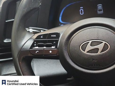 Certified 2025 Hyundai Elantra Sport FWD image 18