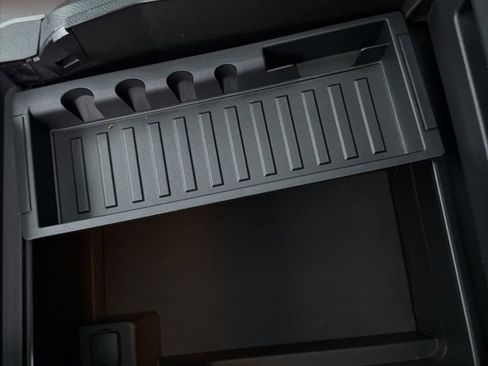 Used 2017 Ford F250 Platinum w/ Platinum Ultimate Package image 42