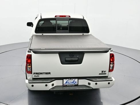 Used 2021 Nissan Frontier SV w/ Midnight Edition Floor Mats image 38