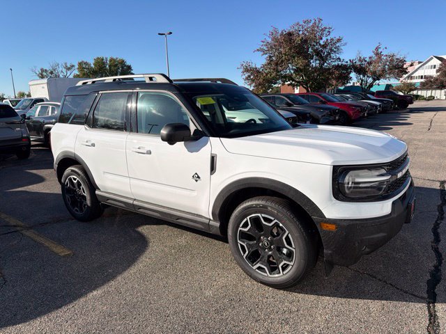 New 2026 Ford Bronco Sport Outer Banks w/ Outer Banks Tech Package+ AWD/4WD image 1