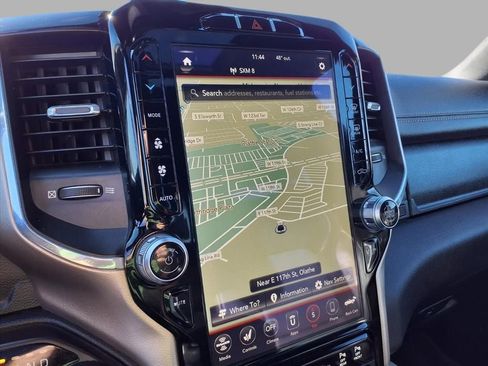 Used 2019 RAM 1500 Laramie image 7