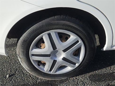 Used 2007 Honda Fit image 9