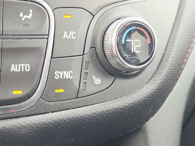 Used 2024 Chevrolet Equinox RS w/ RS Leather Package FWD image 17
