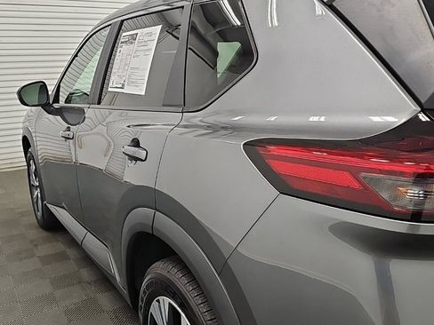Used 2023 Nissan Rogue SV FWD image 8